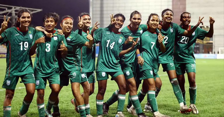 বাংলাদেশ নারী ফুটবল দল